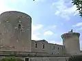 城