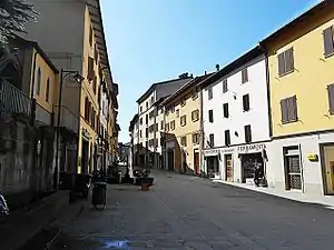 カスティリオーネ・デイ・ペーポリの風景