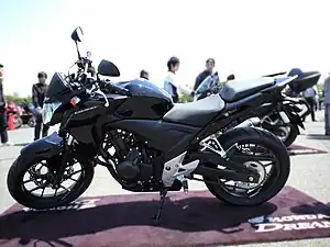CB400F