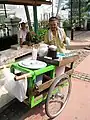 ジャカルタの屋台で販売されているチェンドル