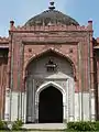Qila-i-Kuhna Mosque（デリー）のイーワーン