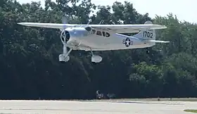 軍用機の最終型LC-126C(左側面)