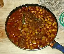 マメ科種子の料理は毒抜きを兼ねた煮物料理が多い（アルジェリアのヒヨコマメ料理）