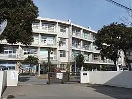 千葉市立幕張中学校