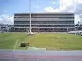 固定前のセンターポール