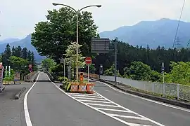 左岸側橋詰より熊谷方面を望む。