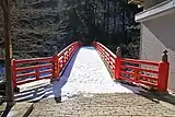 左岸側橋詰より望む。