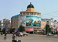 荘河市の繁華街