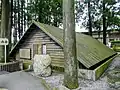 三角兵舎