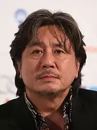 崔 岷植