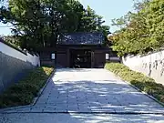 長府毛利邸入口