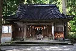 雄山神社中宮祈願殿
