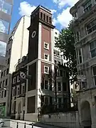 1853年に聖マルティン・オルガー教会の跡地に建てられた29マルティン・レーン