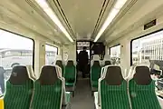 車内
