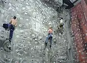 クライミング用の人工壁