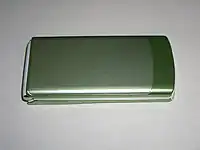 閉じた状態の