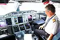A380のECAM（中央にある縦長の1画面）
