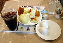 パンとゆで卵が食べ放題のモーニングサービス