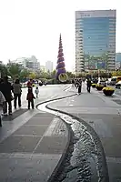 「Spring(春)」 韓国 ソウル 清渓川 (2006年)