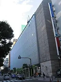 F&Fビル(コピス吉祥寺)B館(2010年11月6日撮影)