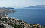 サランダ（アルバニア）から見たケルキラ島