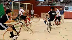 サイクルサッカーのコーナーキック