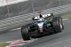 2004年カナダGPでのMP4-19デビッド・クルサードがドライブ