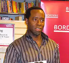 コートニー・B・ヴァンスCourtney B.Vance