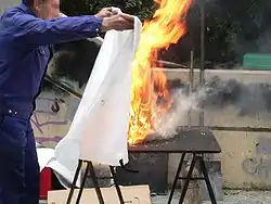 ファイヤーブランケット