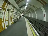 東行きホーム