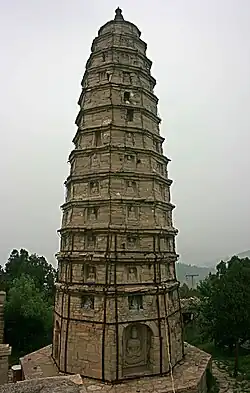翠屏山・多仏塔