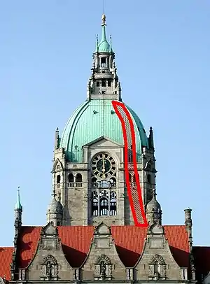 align="left"