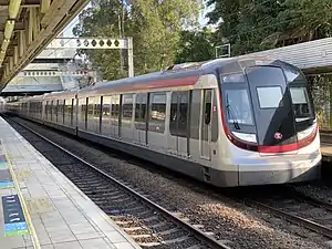 使用車両R-Train電車