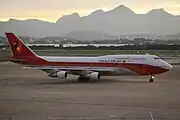 ボーイング747-300
