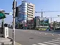 出入口付近の交差点(2008年8月)