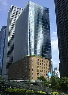 大阪本社が入居するダイビル本館