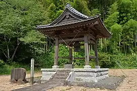 鐘楼（梵鐘は千葉県指定有形文化財）
