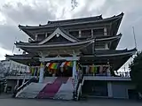 本仏殿