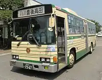 TH666 / 大分22か19671980年代までの大分交通一般路線車のカラーを復刻したもので現在はこのカラーの車両が多くなっている。