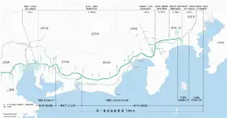 画像左 : 1998年（平成10年）4月時点の第二東海自動車道の計画概要図。1989年（平成元年）に横浜市 - 東海市間296 kmが基本計画路線として制定されて以降、順次整備計画路線に格上げされていった。図はその過度期のもの。なお、IC、JCT名称は当時開通済みの名古屋南IC - 飛島IC間を除いて全て仮称である。路線は東名と並行して途中で連絡路を介して接続するダブルネットワークの形態が採用された。典拠：『第二東名・名神高速道路 計画概要』日本道路公団、平成10年4月（豊田市中央図書館蔵）画像右 : 1989年（平成元年）2月に横浜市から東海市までの区間が第二東名としては初の高速自動車国道の路線に指定された。画像は高速自動車国道の指定を受けた区間の最西端部（愛知県東海市新宝町）。これより先、第二東海自動車道の終点部（名古屋市港区）までの約4 km区間は一般有料道路事業が先行したことから、高速自動車国道の指定からは除かれている。