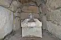玄室（奥壁方向）