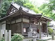 多くの伽藍や僧坊が失われた中 現在も残る本堂