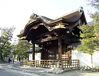 大徳寺勅使門（重要文化財）