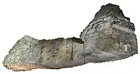 石室俯瞰図左から右に、羨道・玄室。