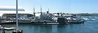 博物館船として展示されているHMAS ヴァンパイア。建造当時と比較してレーダー類が換装されているほか、艦橋が閉鎖式に改修されている。