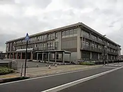 砺波市立出町中学校