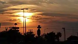 デミング市ソニック・ドライブインの夕日