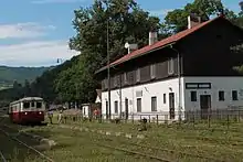 ドブシナー鉄道駅(2015年)