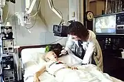 小児科。咽頭の状態を確認。