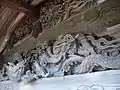 向拝の正面妻にある龍と獅子
